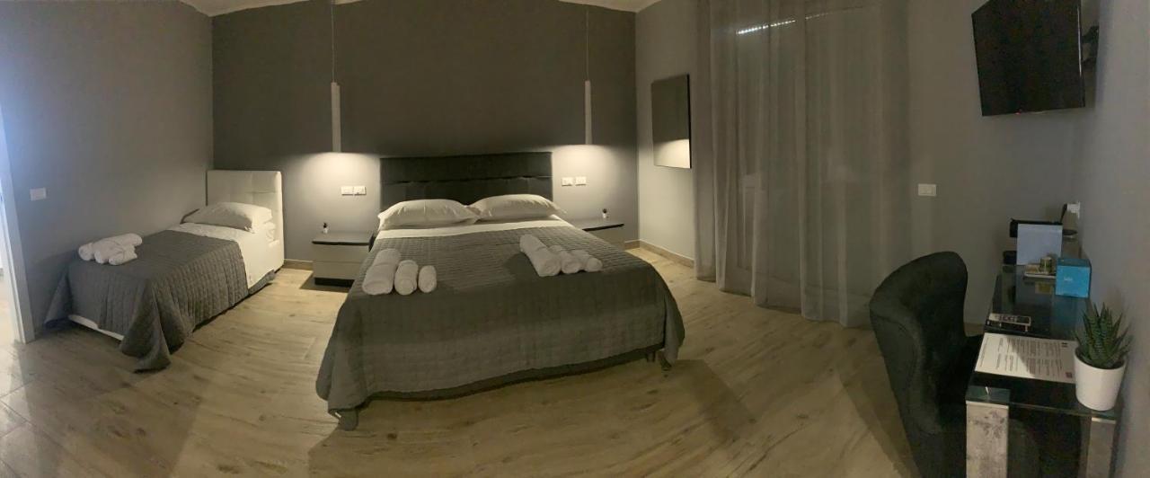 Aqua B&B - Rooms And Apartments Milazzo Eksteriør billede